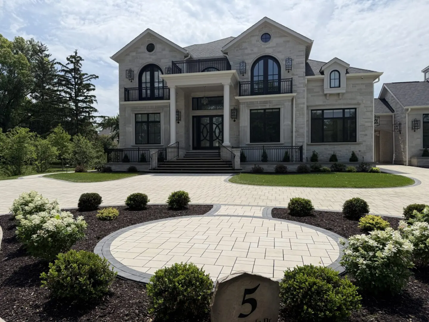 Landscape design build contractor in Barrington Hills IL