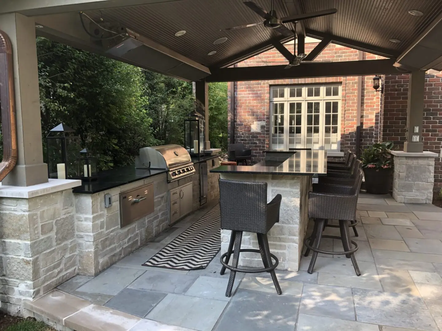 Outdoor kitchen design Chicago western suburbs