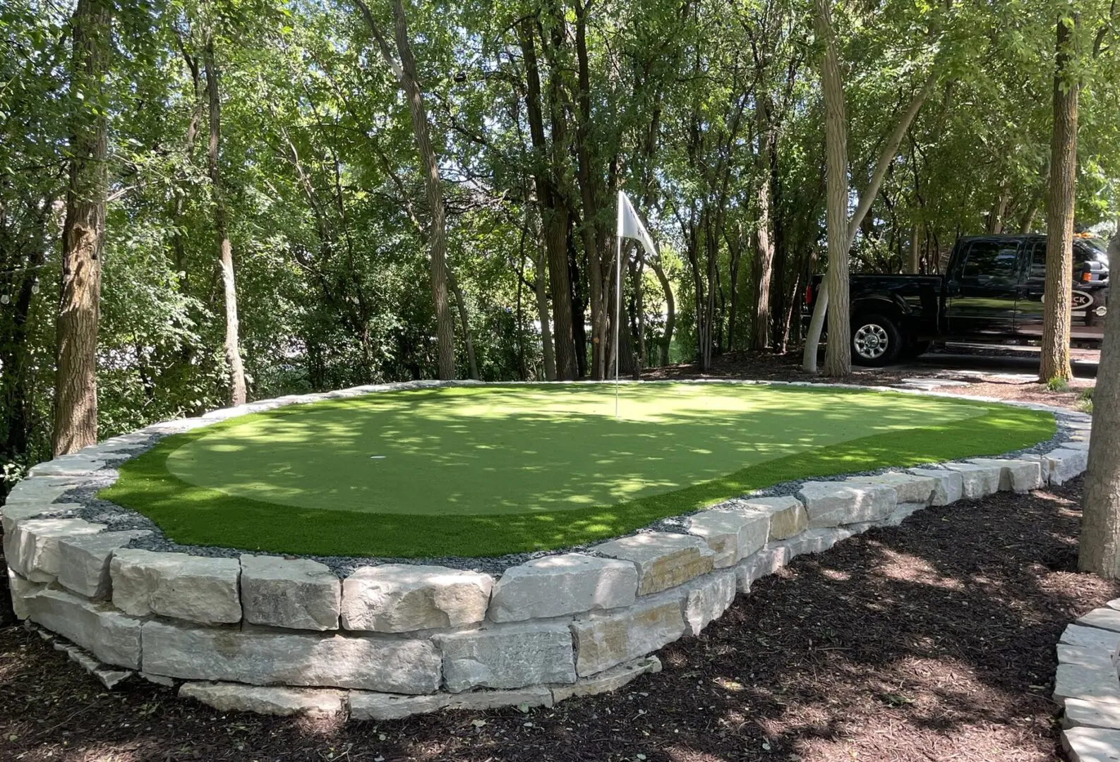 Luxury outdoor living space near Burr Ridge, IL