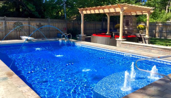Get a Well Decorated Pool Inside your Home